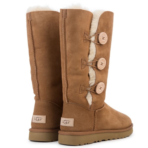 UGG Shoes - Ugg Bailey Button Triplet Tall Boot - Sz: 9